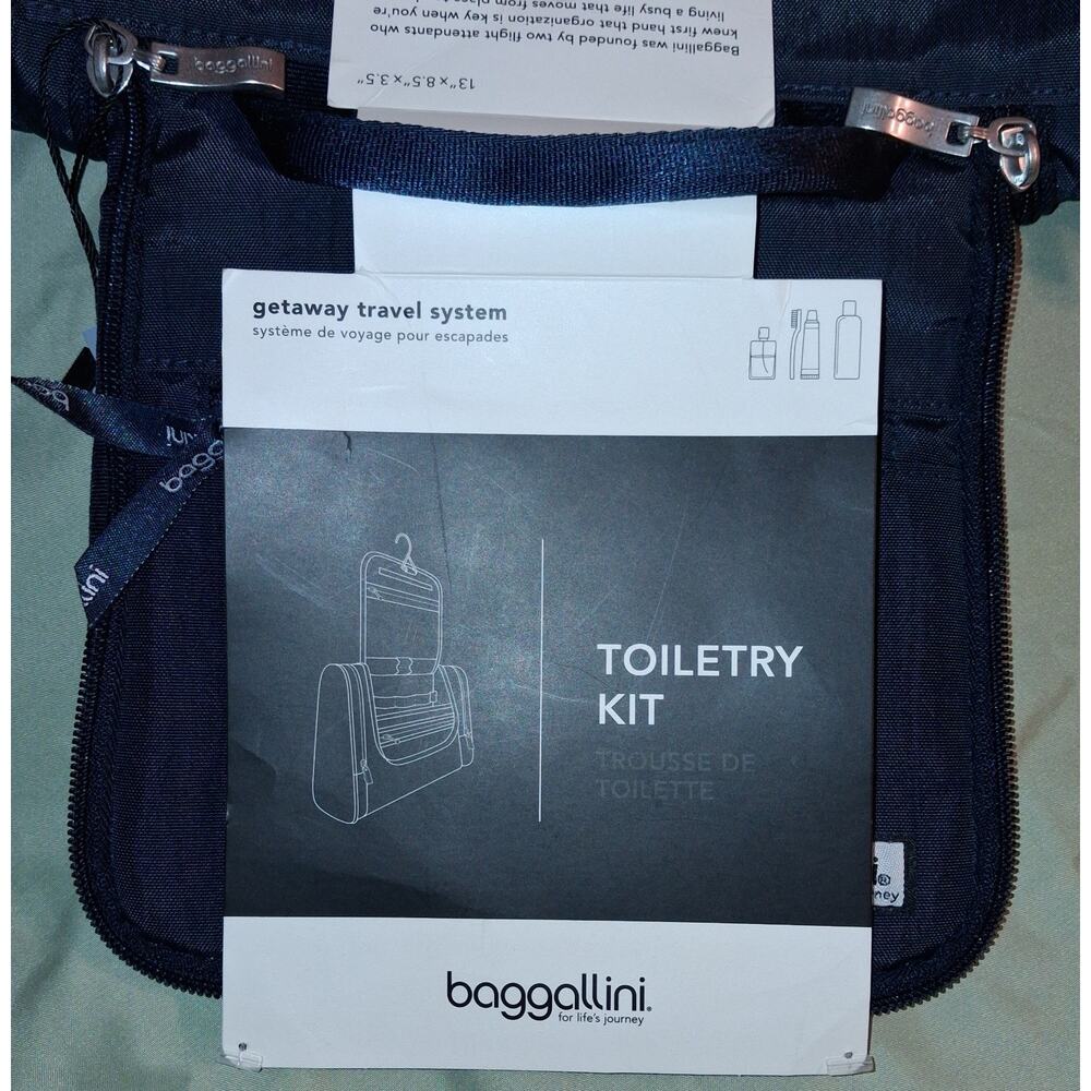 Baggallini Navy Travel Hanging Toiletry Kit (13" × 8.5" × 3.5") Brand New - Picture 6 of 13